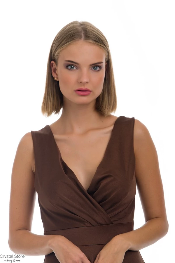 Vastag pántos, A-vonalú, vékony szatén maxiruha, csokibarna