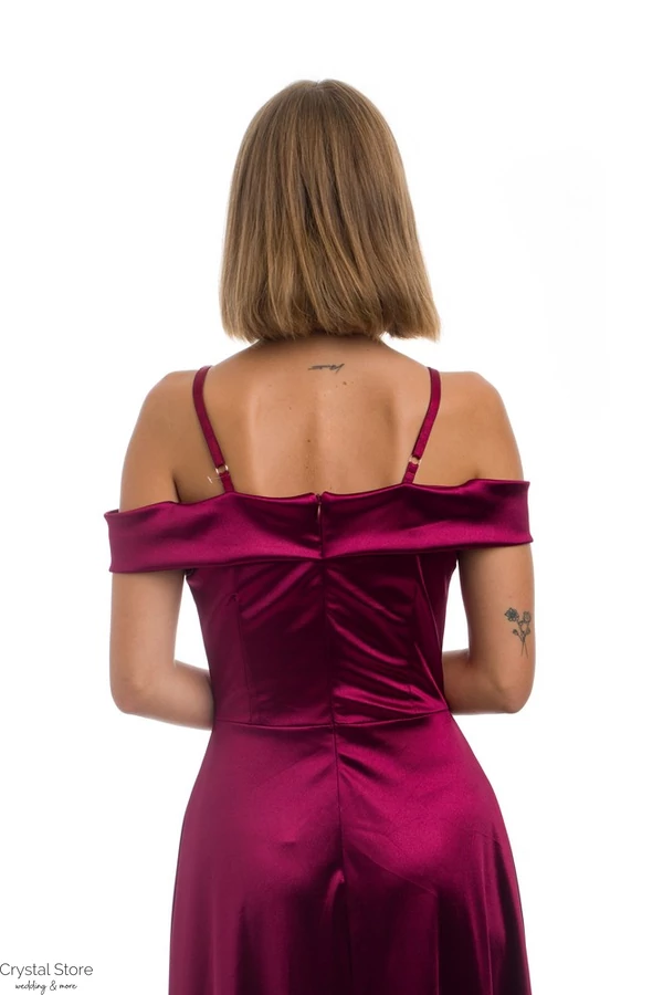 V-kivágott, ejtett vállú, A vonalú szatén maxiruha, bordó